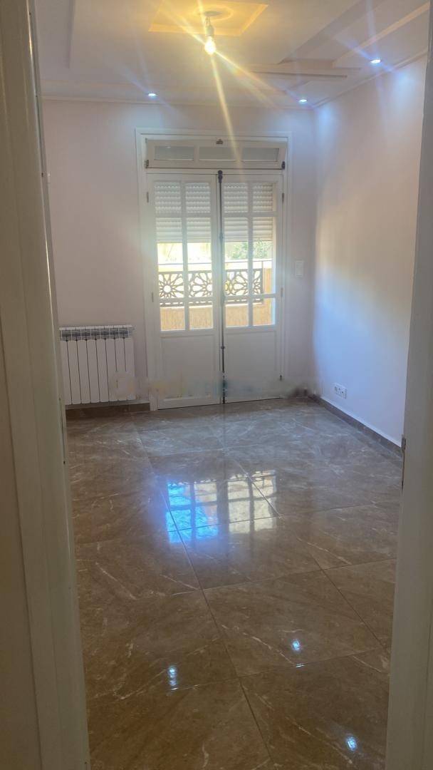 Location Niveau de villa F04 Kouba