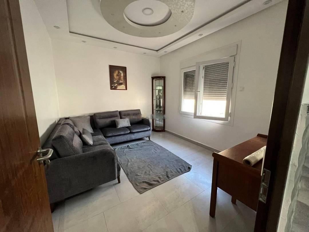 Location Appartement F2 Hydra