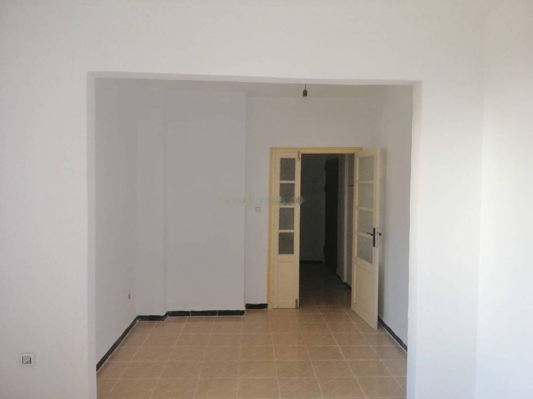 Location Appartement F3 Dar El Beida