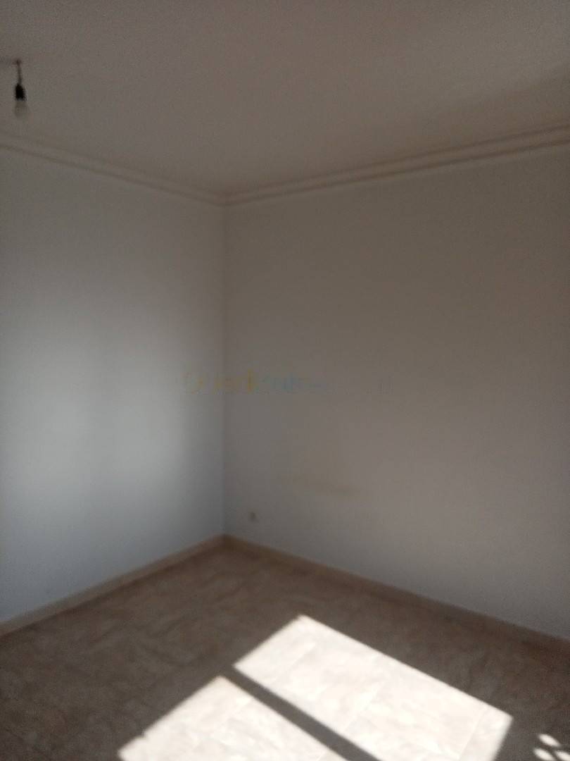 Location Appartement F4 Draria