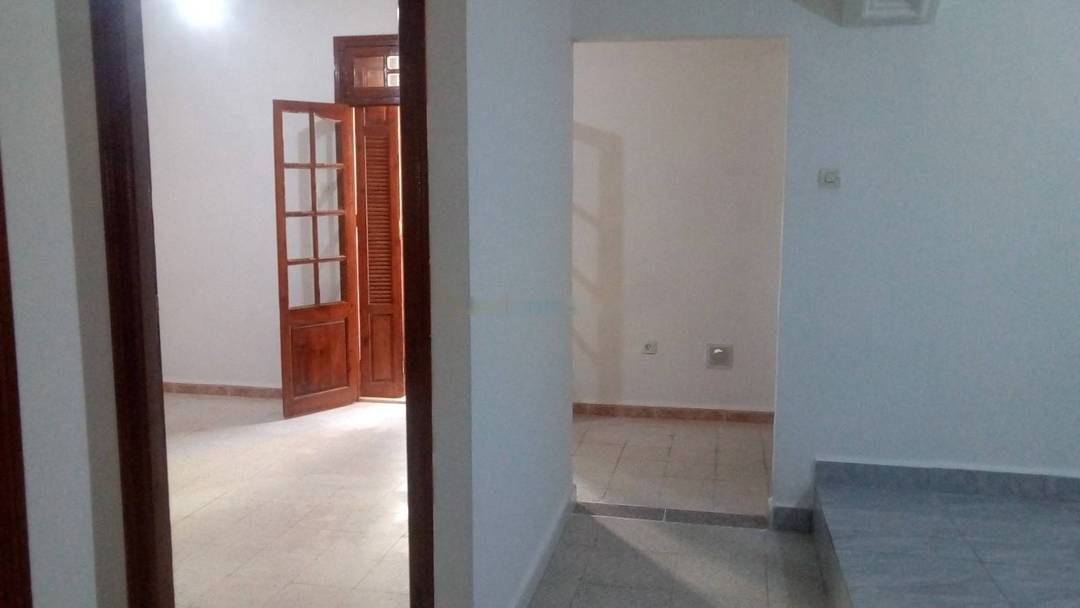 Location Appartement F03 Djasr Kasentina