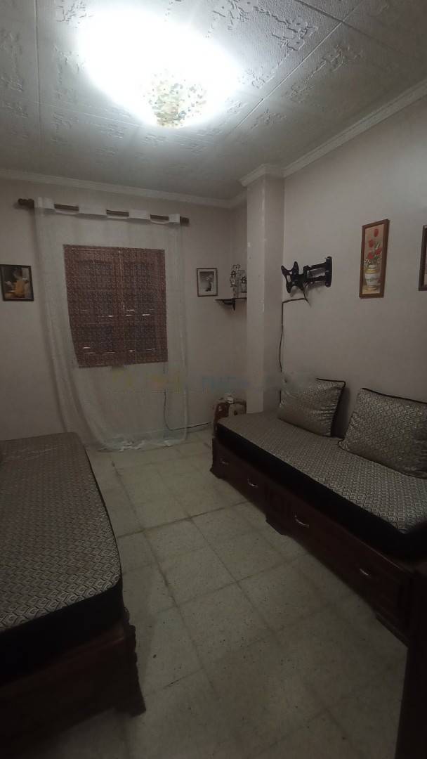 Location Niveau de villa F3 Birkhadem