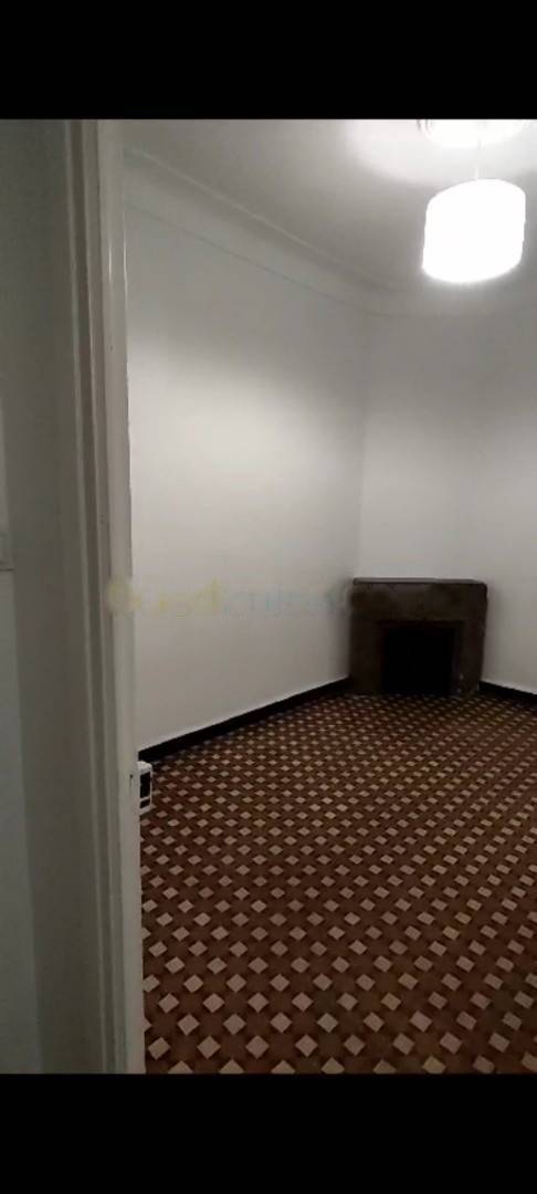 Vente Appartement F3 Hussein Dey