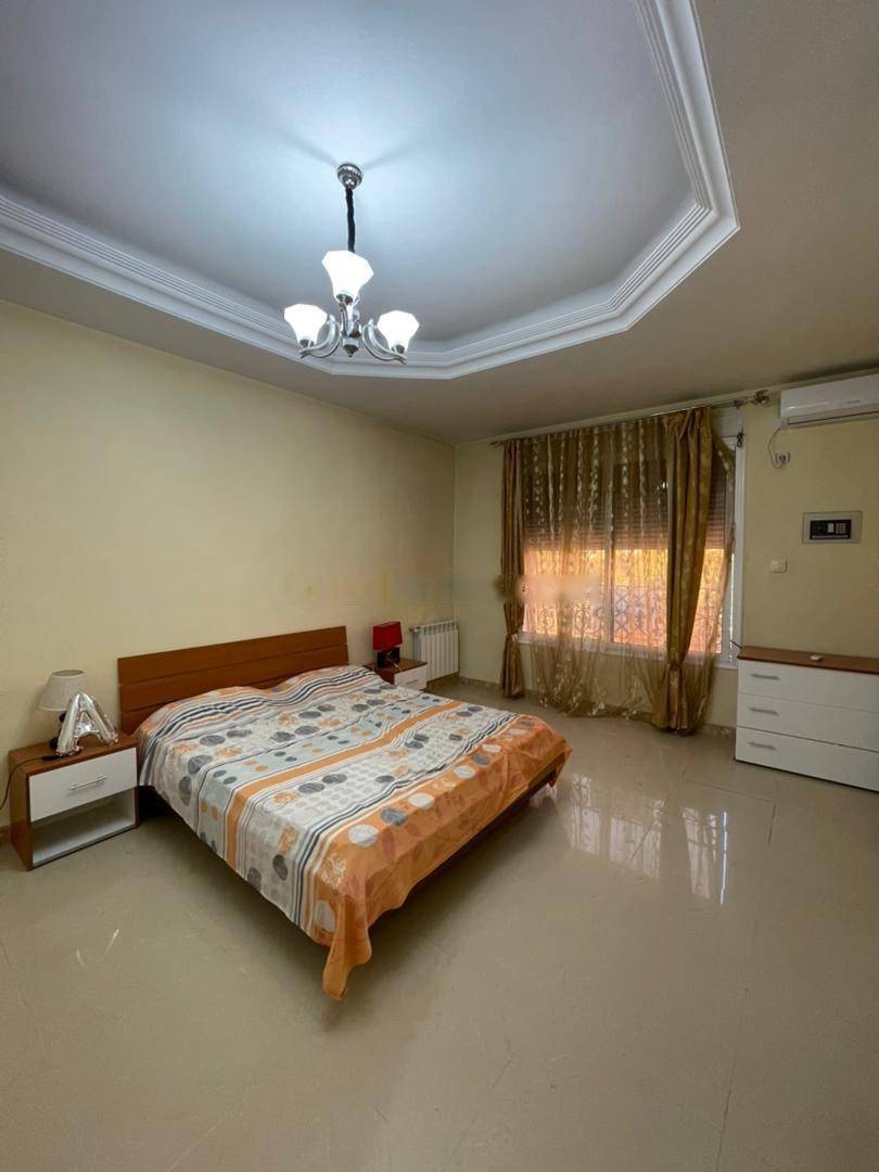 Location Appartement F4 Dely Ibrahim