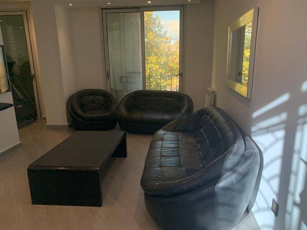 Location Niveau de villa F3 El Biar
