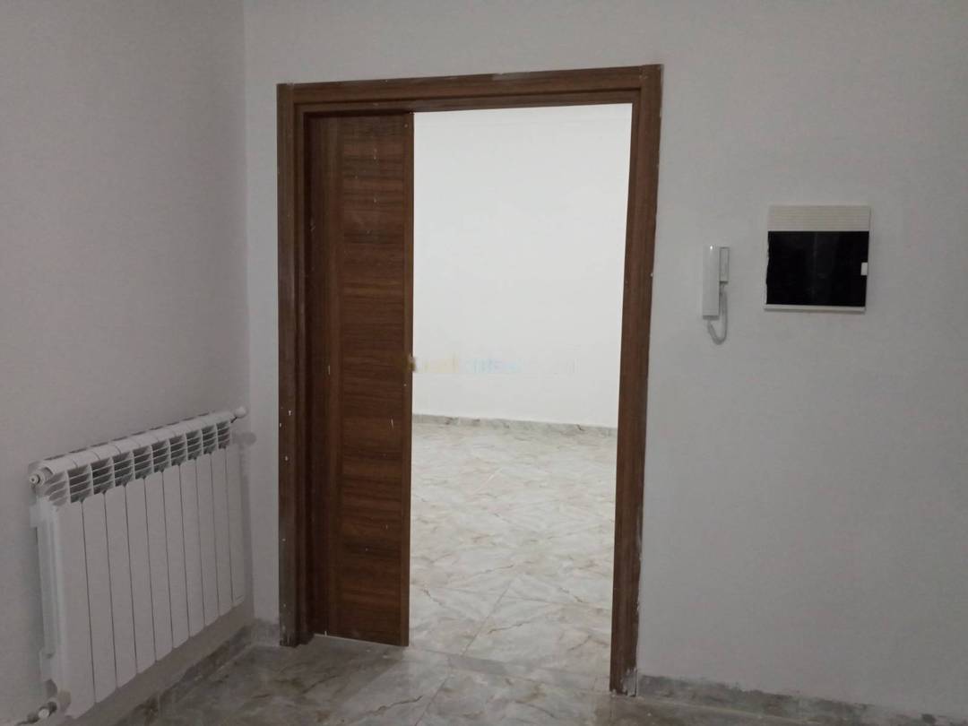 Location Appartement F3 Bab Ezzouar