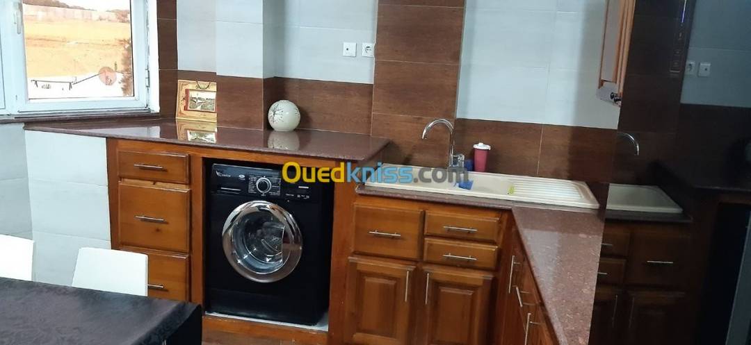 Location Appartement F4 Birkhadem