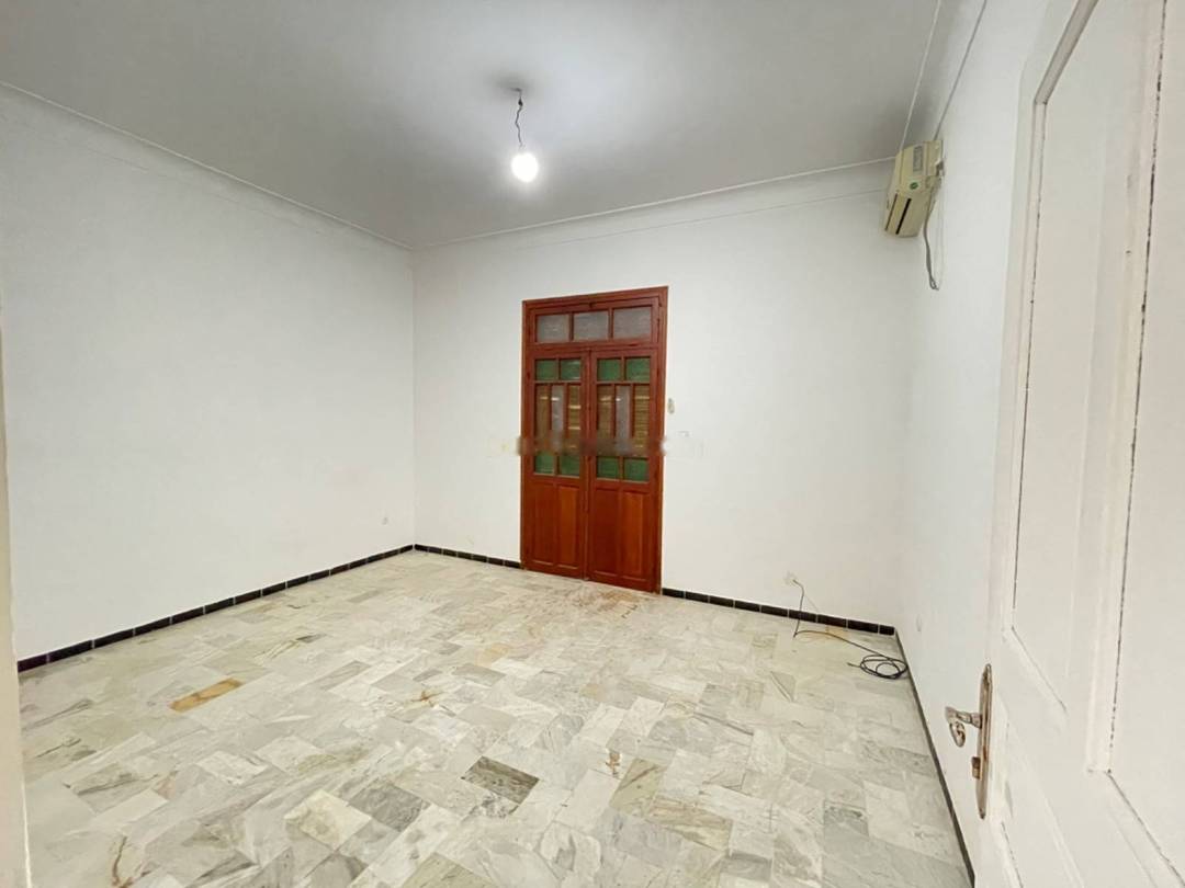 Location Niveau de villa F4 El Biar