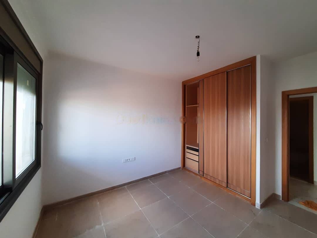 Location Appartement F4 El Achour