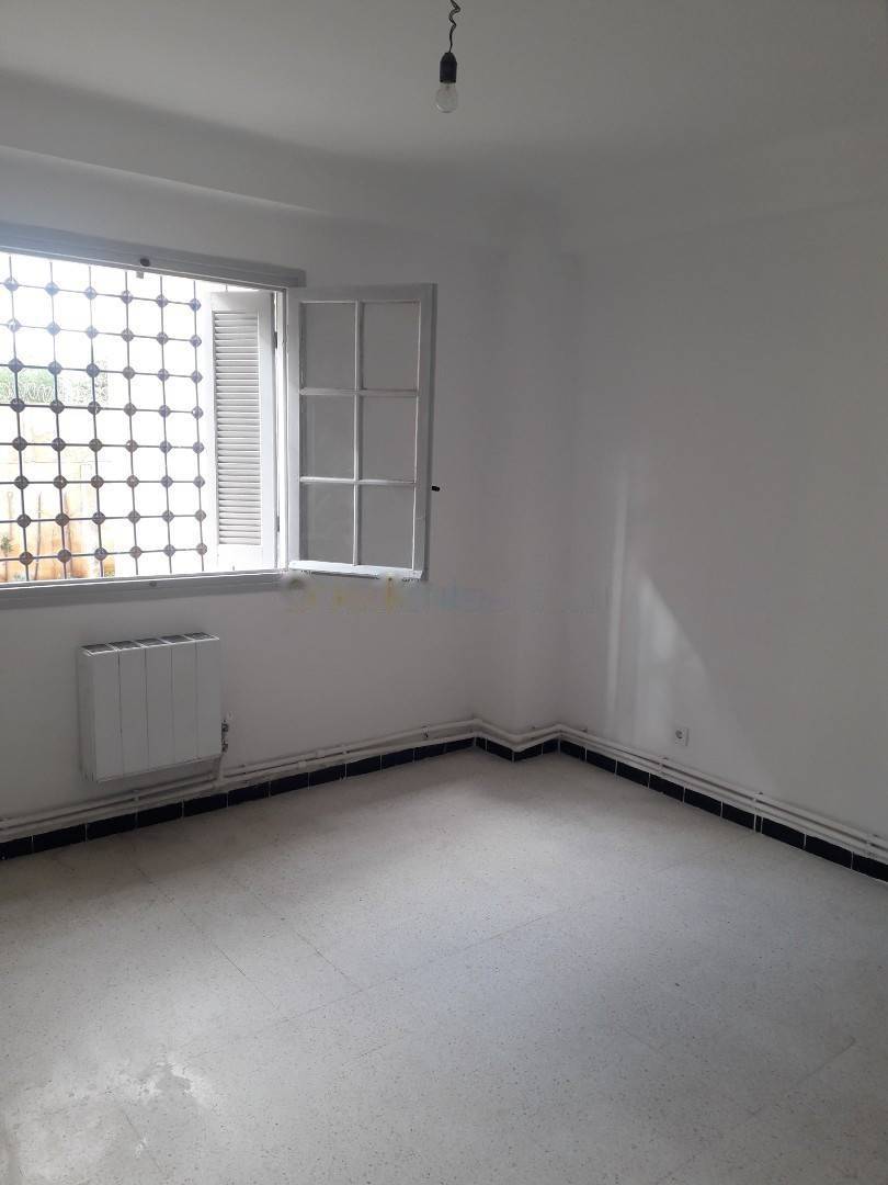 Location Appartement F5 Birkhadem