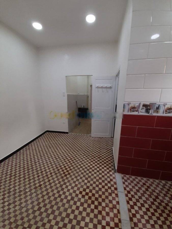 Location Appartement F2 Hussein Dey