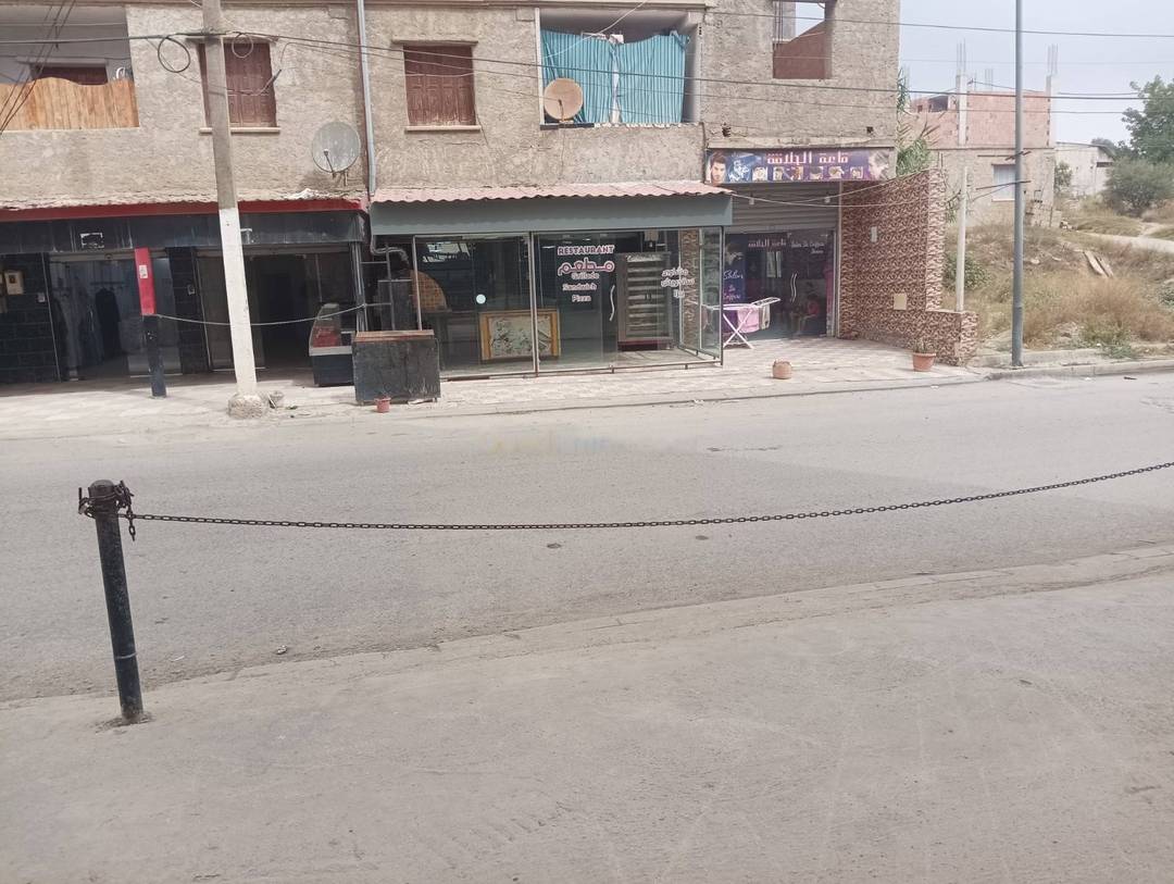 Location Local F4 Douera