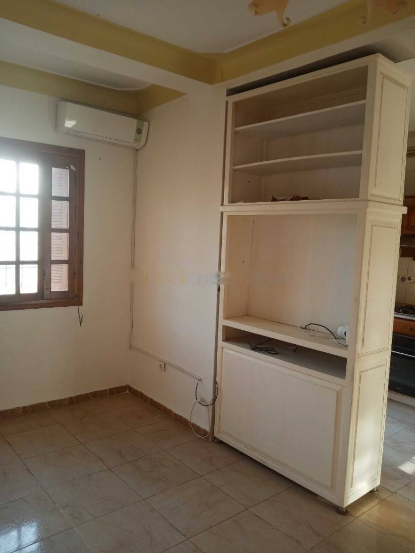 Location Appartement F3 Bordj El Bahri