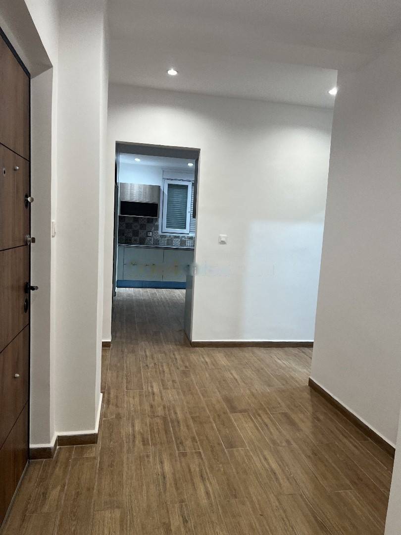 Location Appartement F4 Kouba