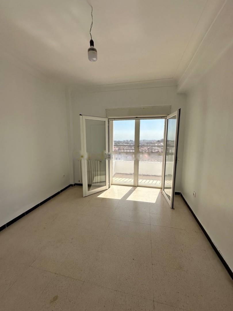 Location Appartement F4 Bir Mourad Rais