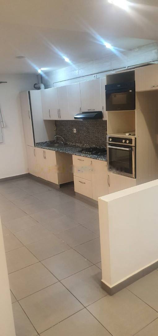 Location Appartement F4 Hussein Dey