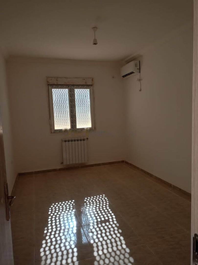 Location Appartement F5 Zeralda