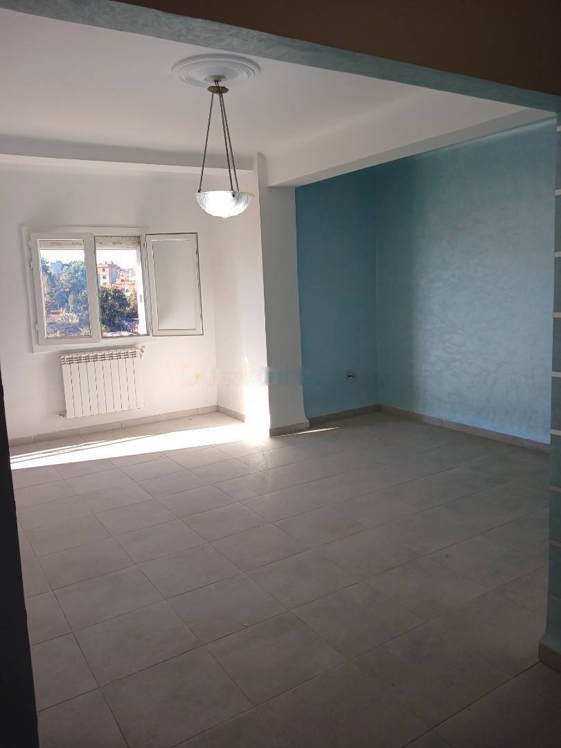 Location Appartement F3 Souidania