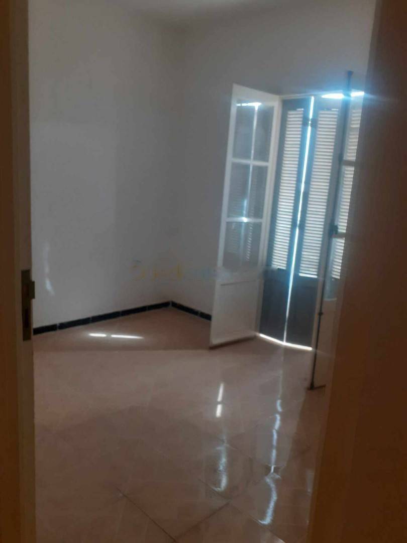 Location Appartement F7 Bordj El Kiffan