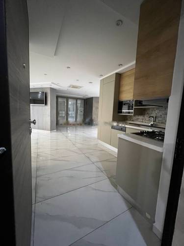 Location Local F4 Dely Ibrahim