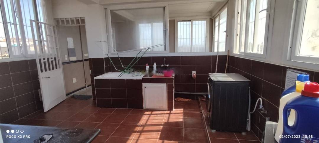 Location saisonnière Appartement F2 Bordj El Bahri