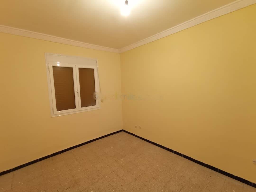 Location Appartement F5 Mohammadia