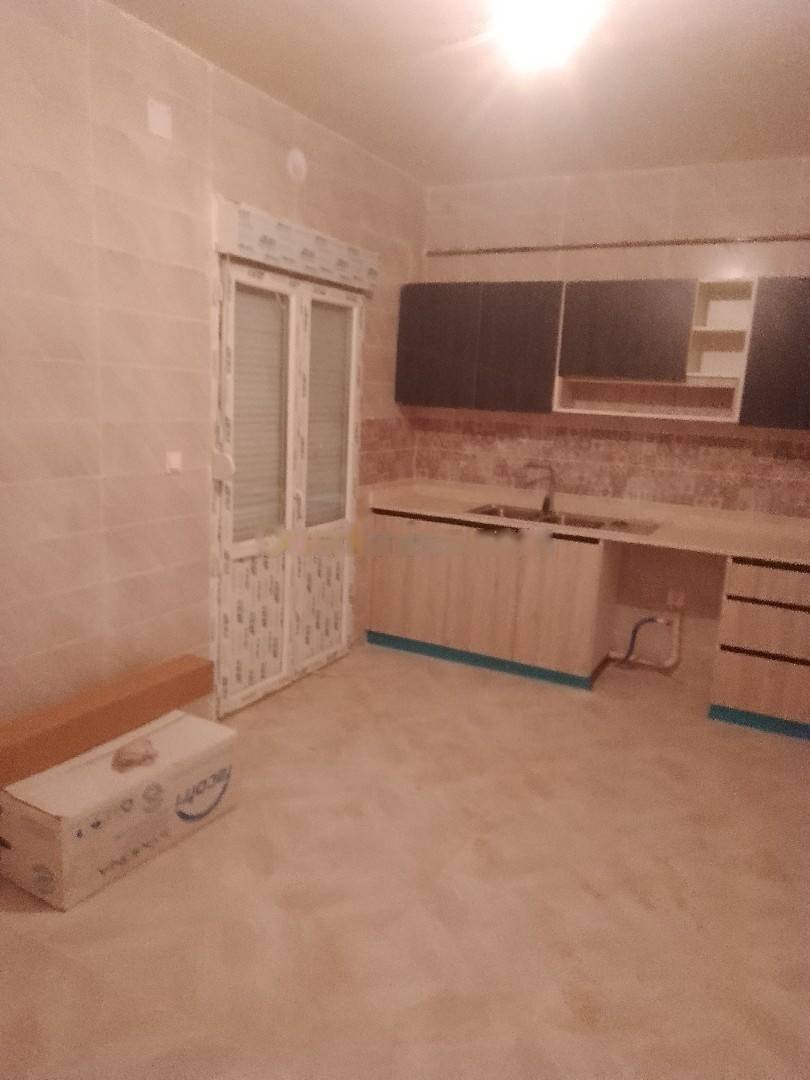 Location Appartement F5 Kouba