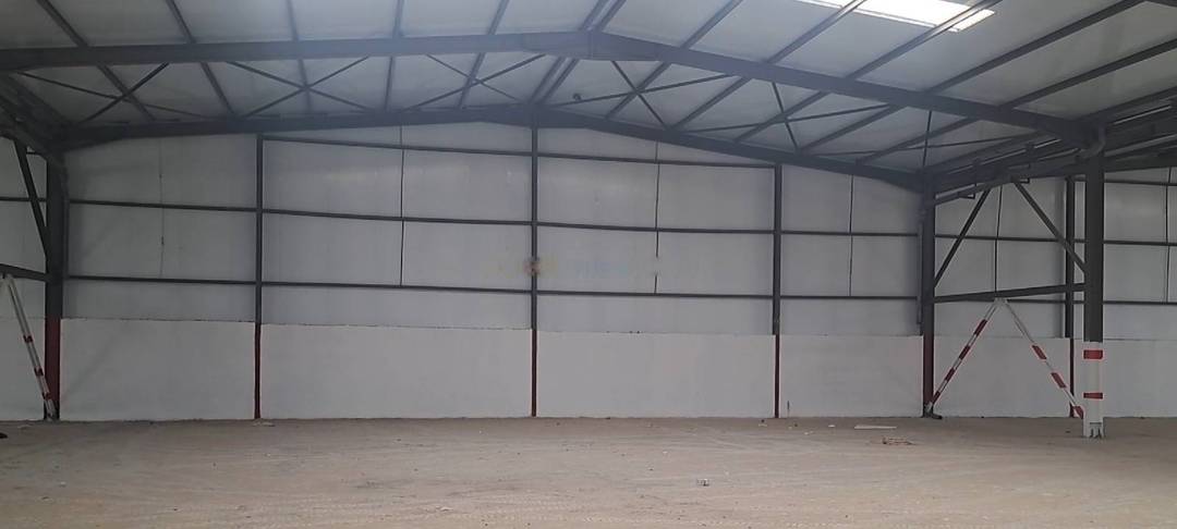 Location Hangar Baraki