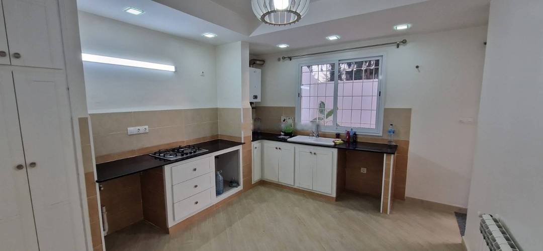 Location Appartement F3 Birkhadem