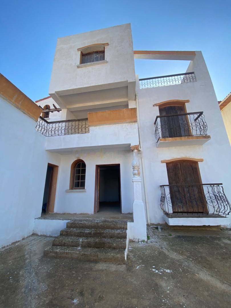 Vente Villa F7 El Achour