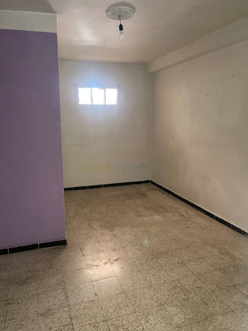 Location Appartement F2 Bouzareah