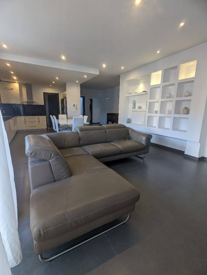 Location Appartement F5 Bir Mourad Rais