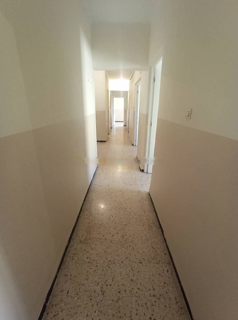 Location Appartement F4 El Achour