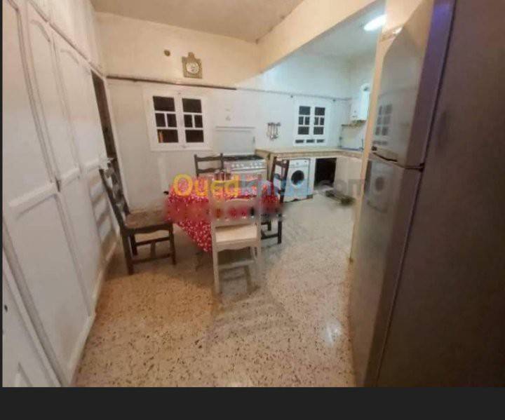 Location Appartement F2 Birkhadem