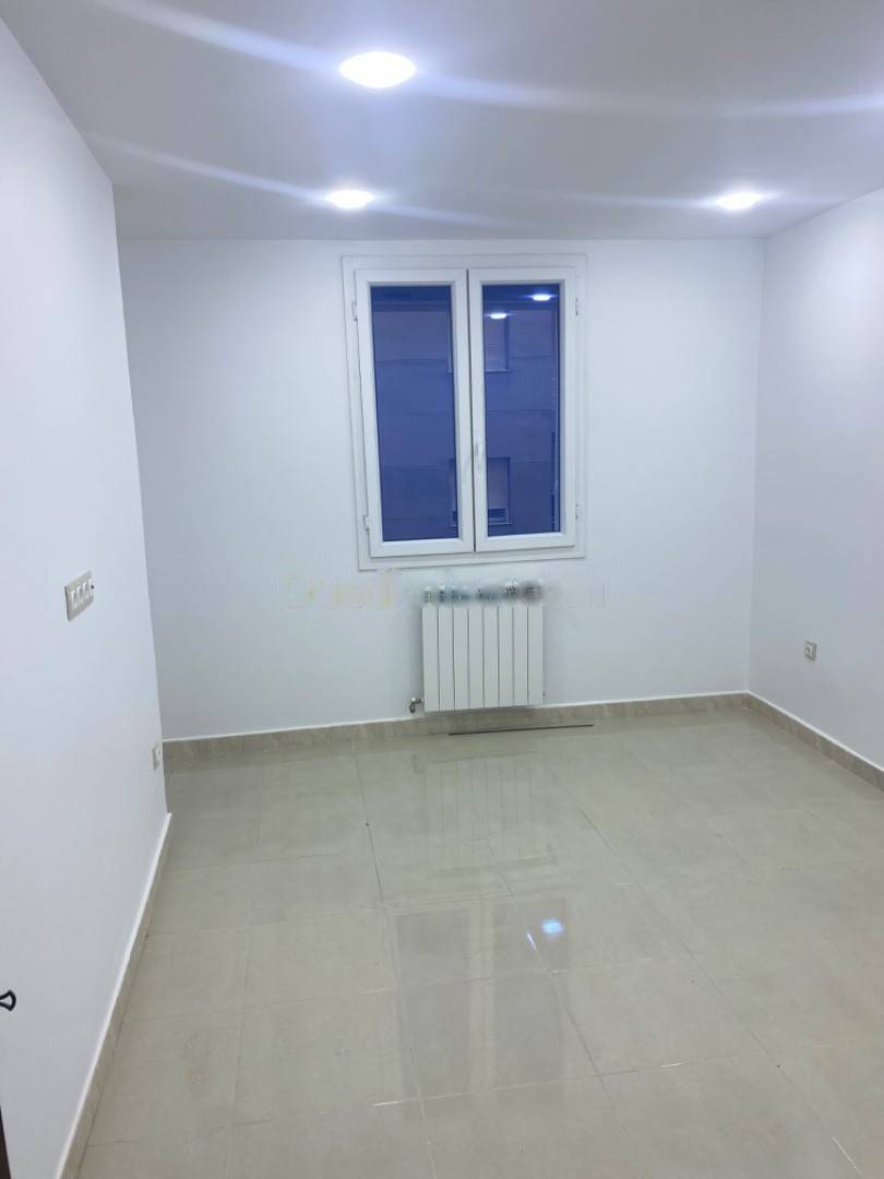 Vente Appartement F3 El Achour