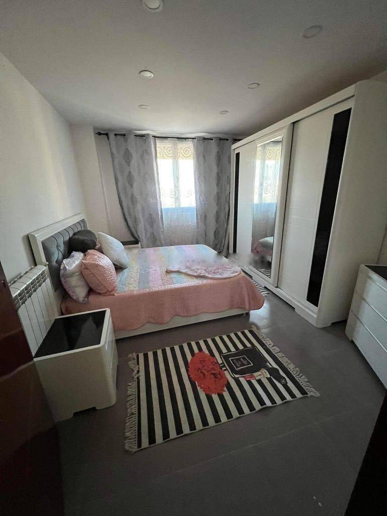 Location Appartement F4 Djasr Kasentina