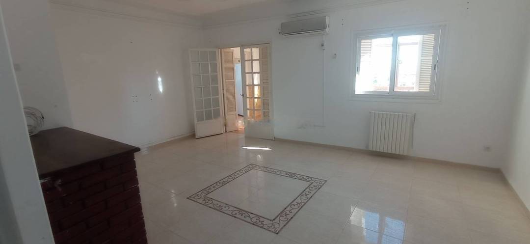 Location Appartement F4 El Achour