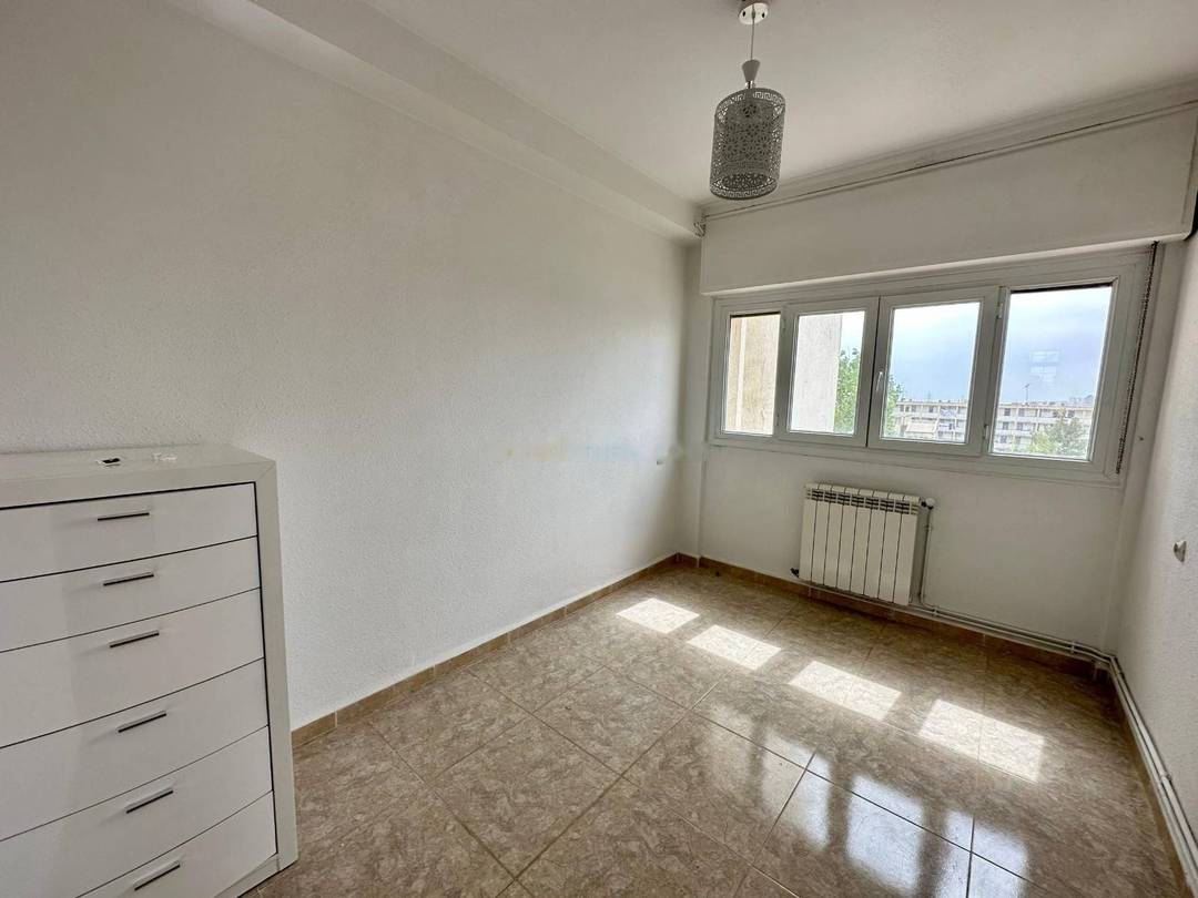 Location Appartement F4 Ben Aknoun