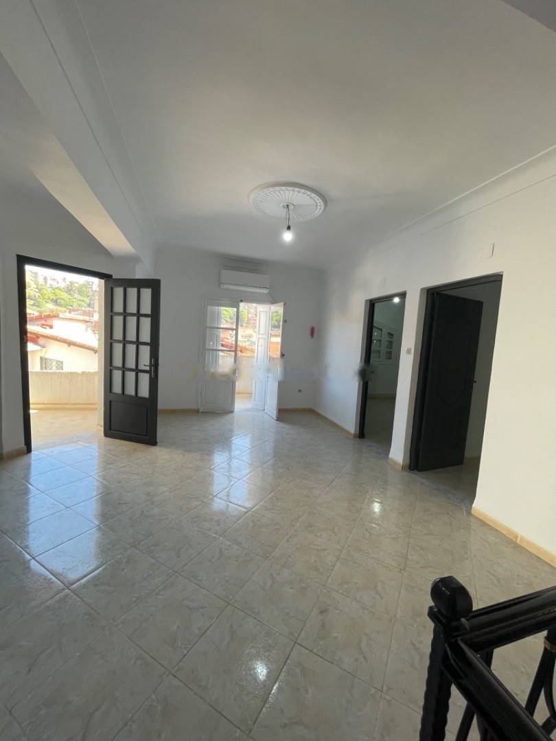 Location Appartement F5 Draria