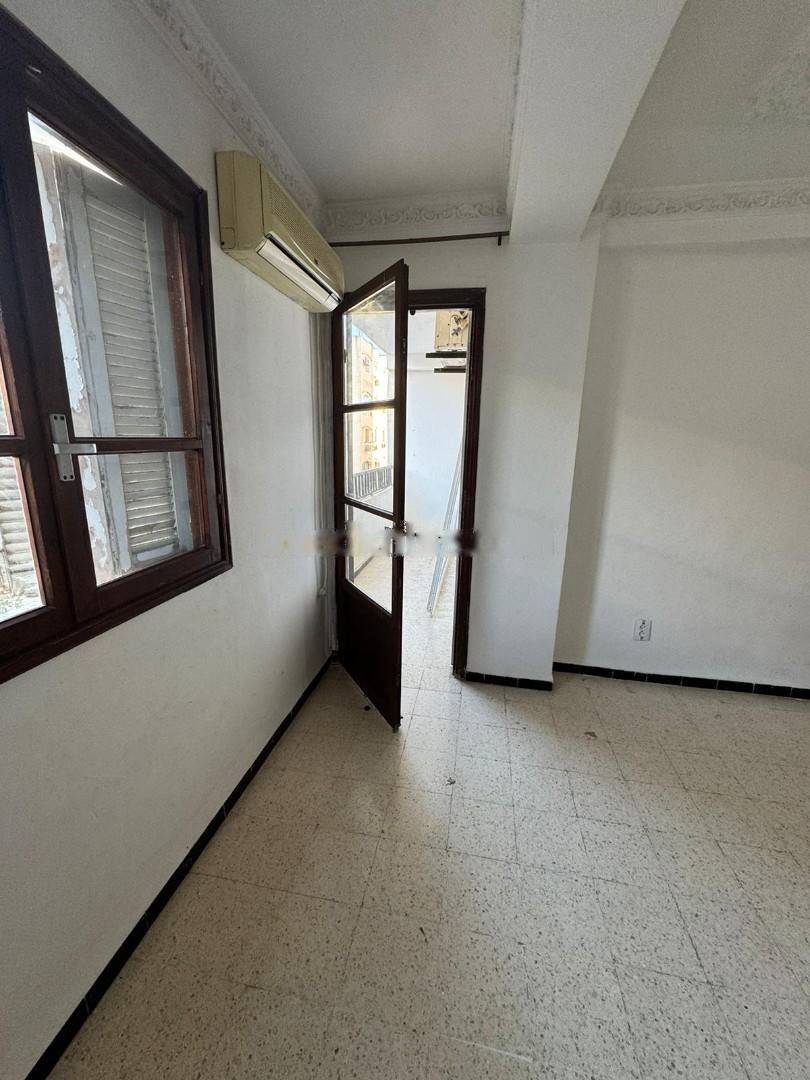 Location Appartement F04 Bir Mourad Rais