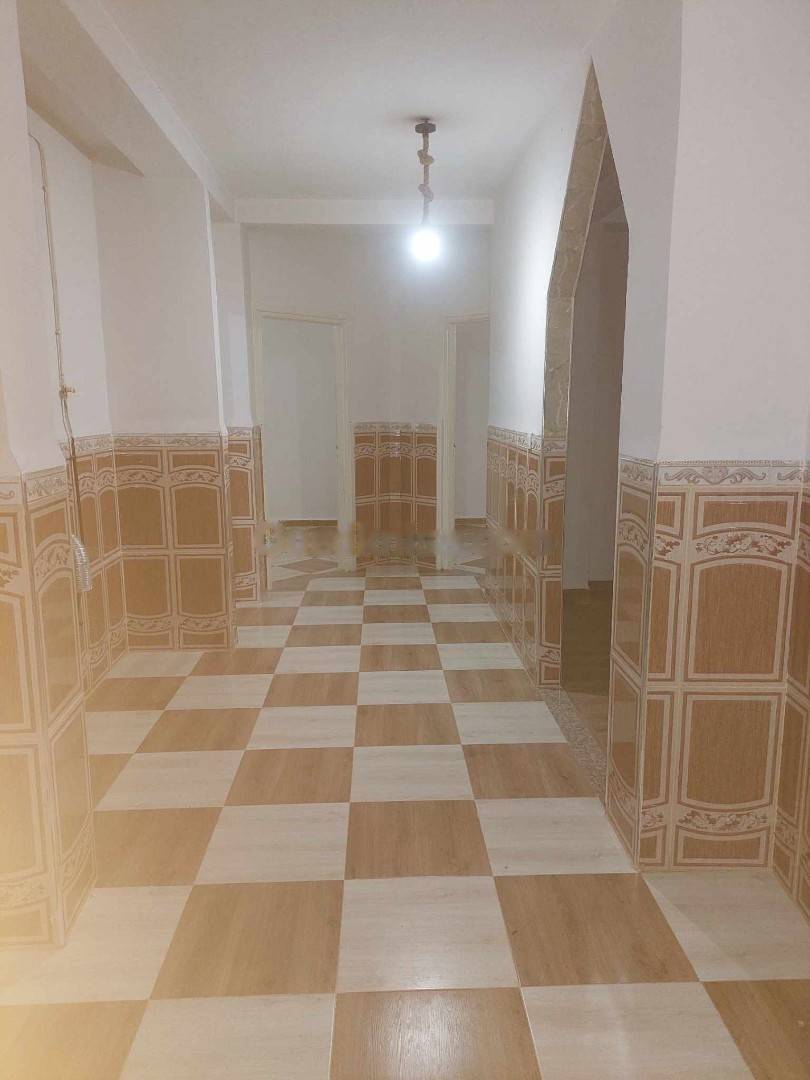 Location Niveau de villa F4 Baba Hassen