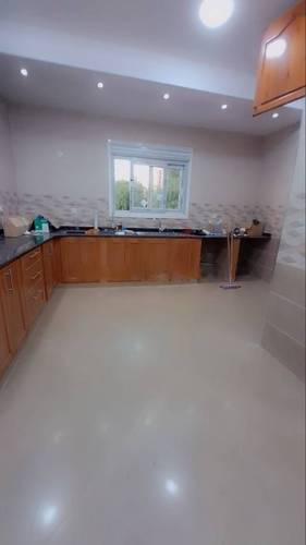 Location Niveau de villa F5 Ben Aknoun