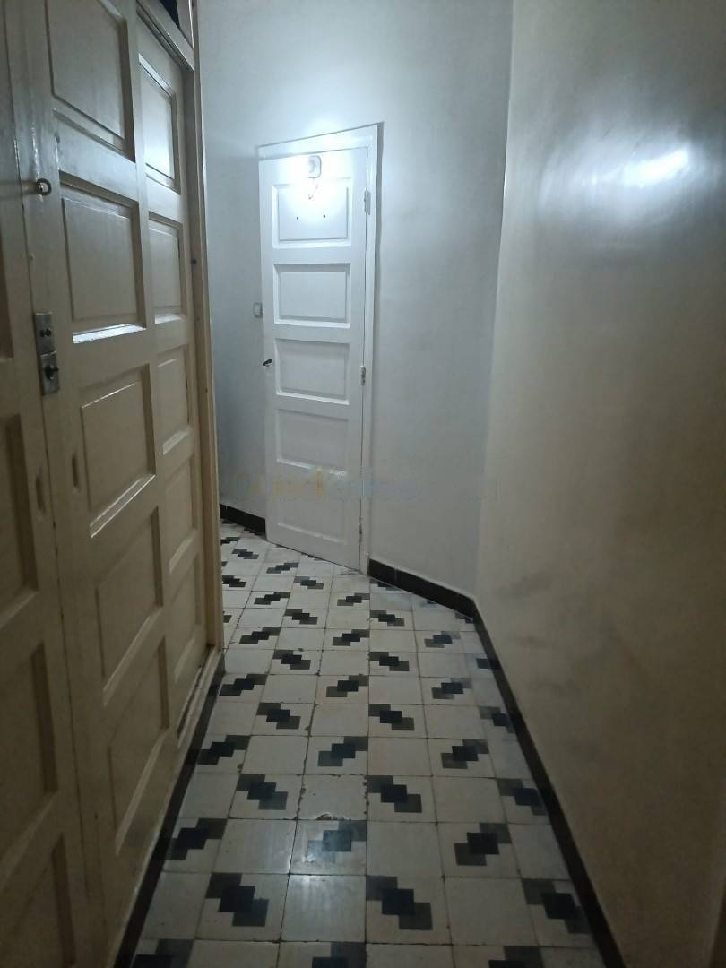 Location Appartement F5 Sidi M'Hamed