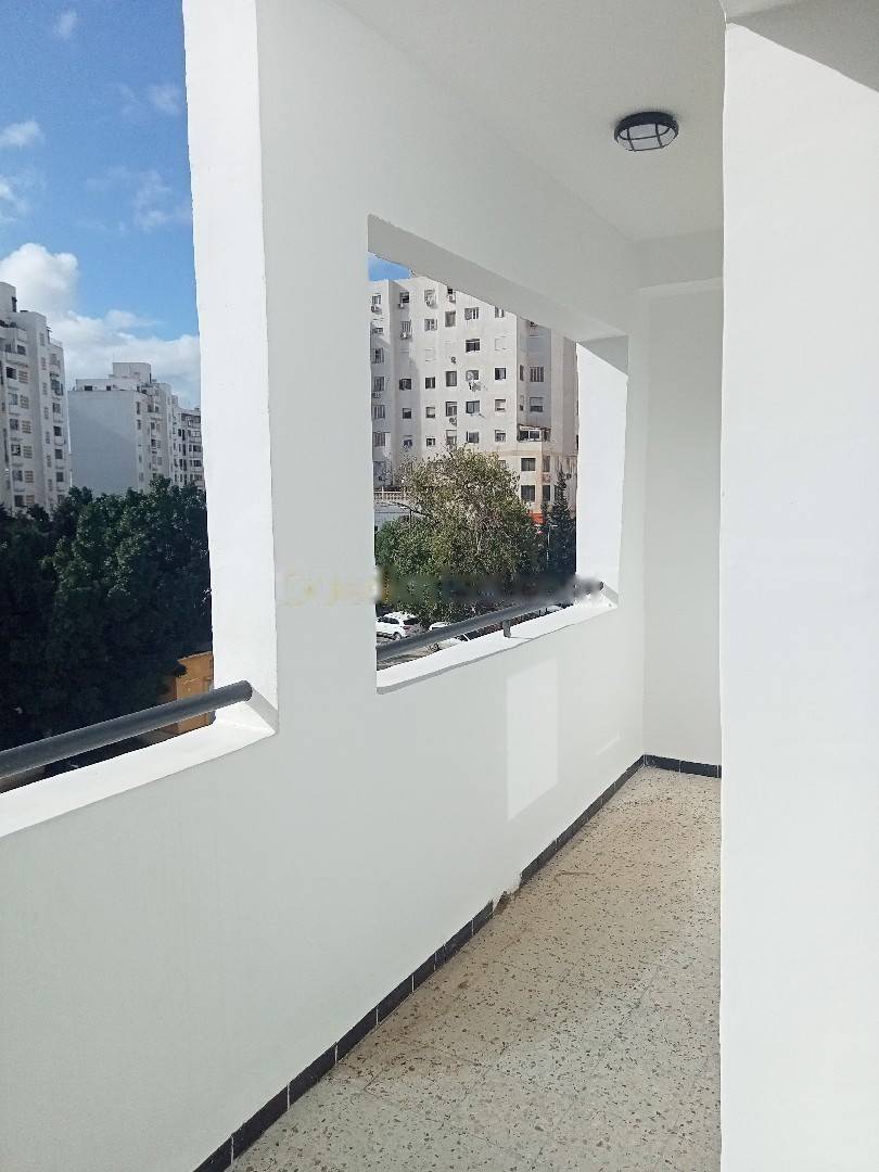 Location Appartement F4 El Achour