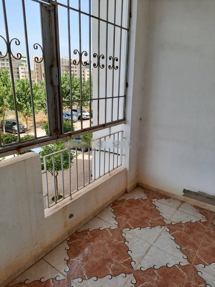 Location Appartement F2 Birkhadem