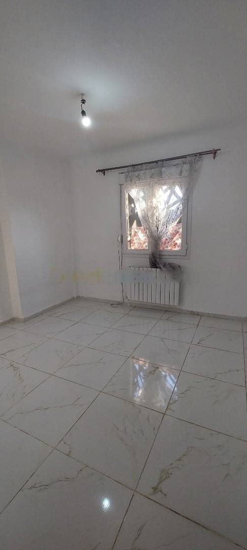 Location Appartement F5 Bordj El Kiffan