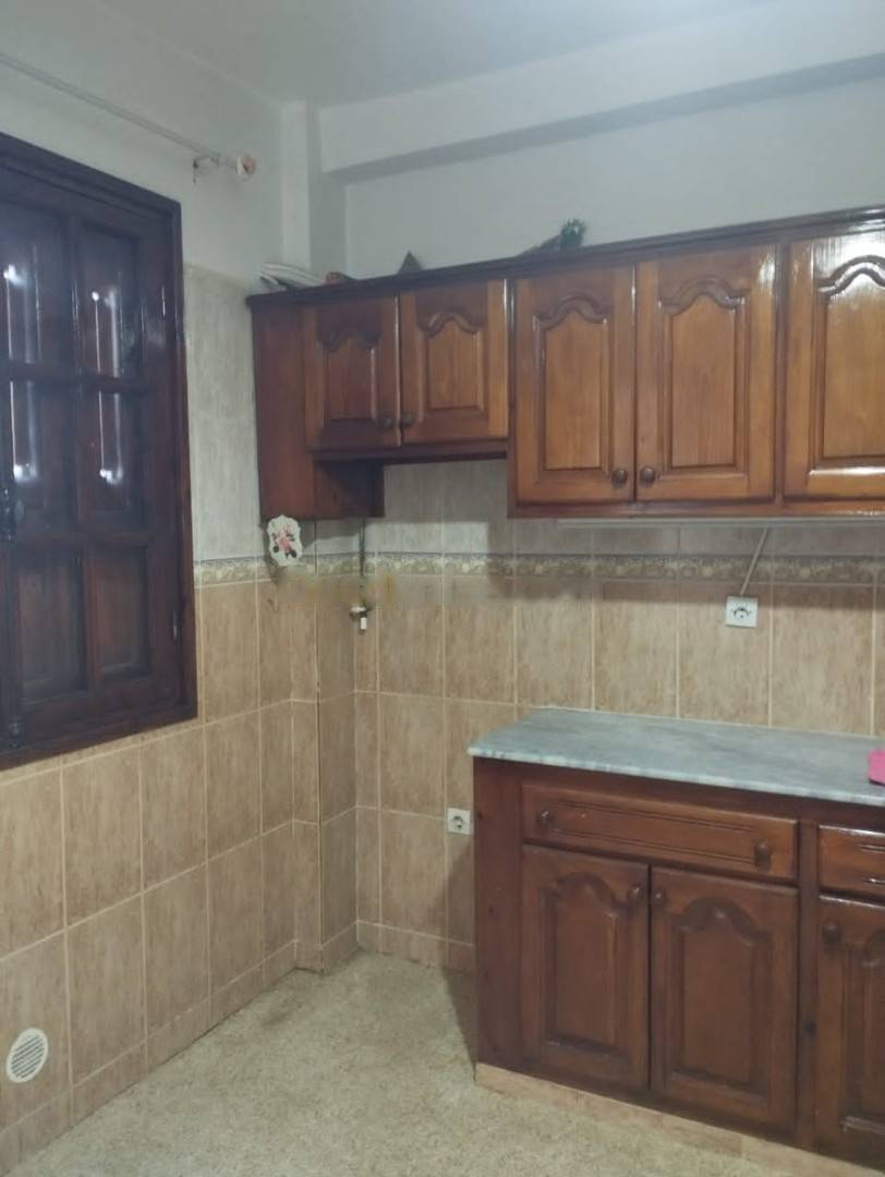 Location Appartement F3 Djasr Kasentina