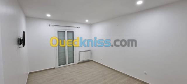 Location Appartement F4 Birkhadem