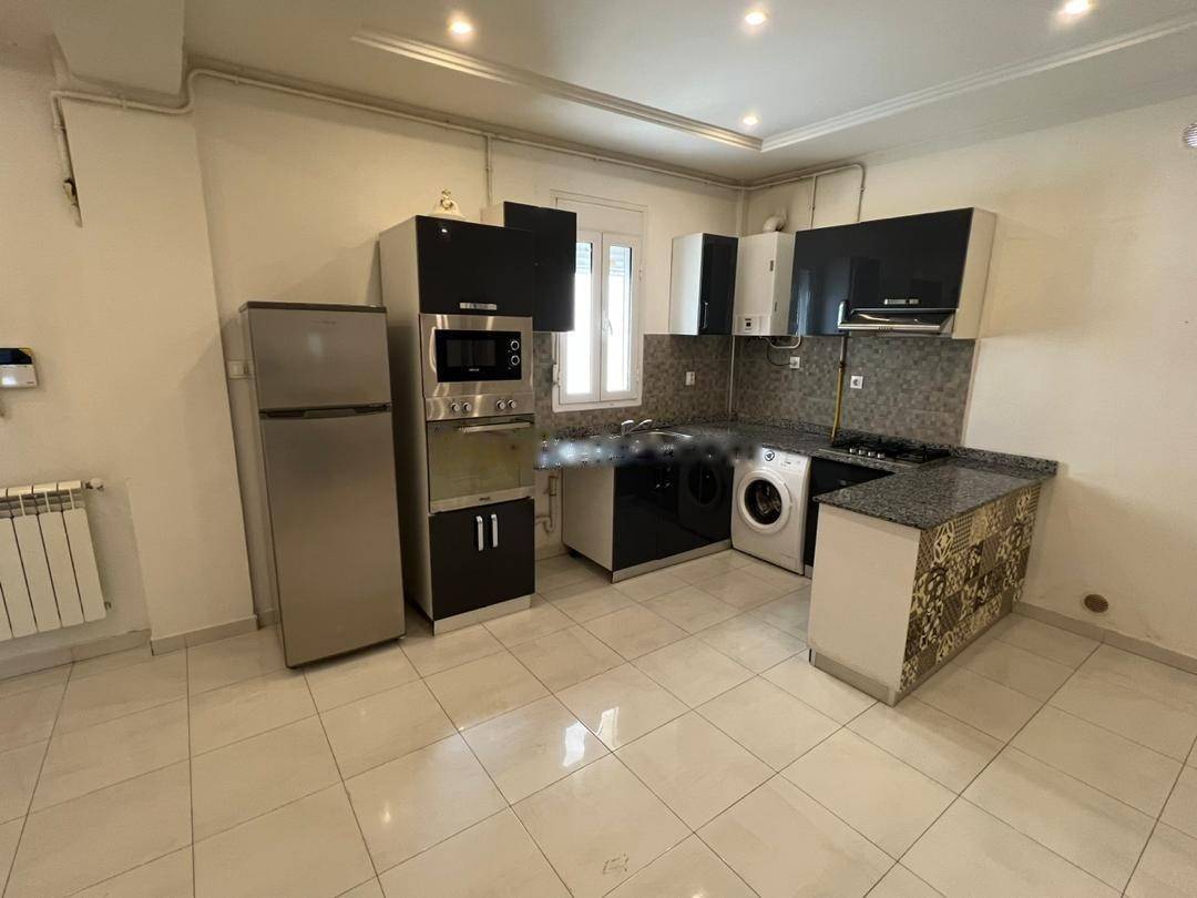 Location Appartement F3 El Achour