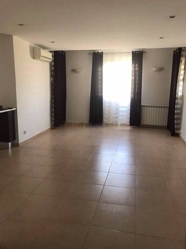Location Appartement F4 Djasr Kasentina